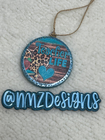 Custom Circle Mold w/ Cardstock