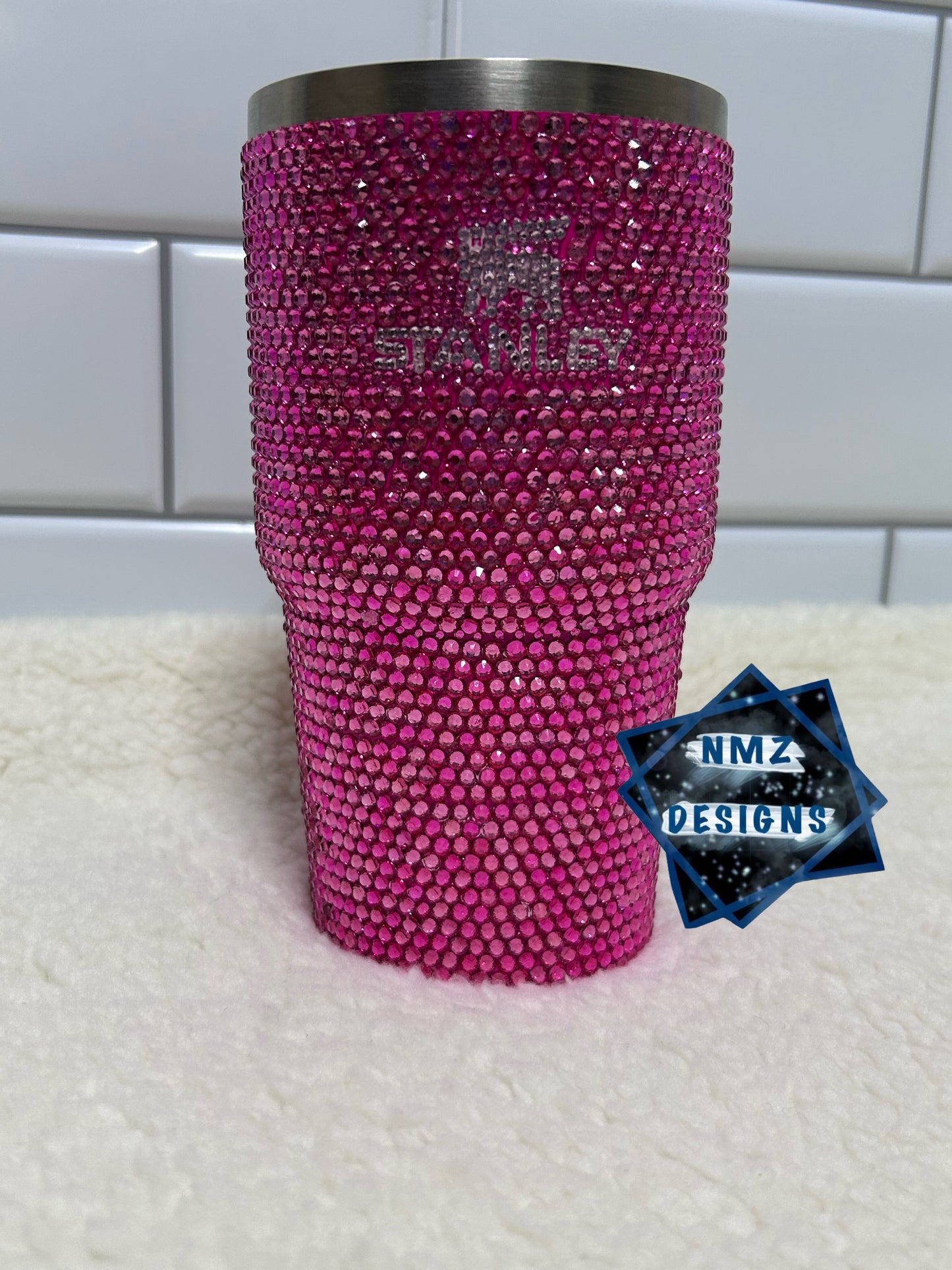 20oz Pink Rhinestone Tumbler