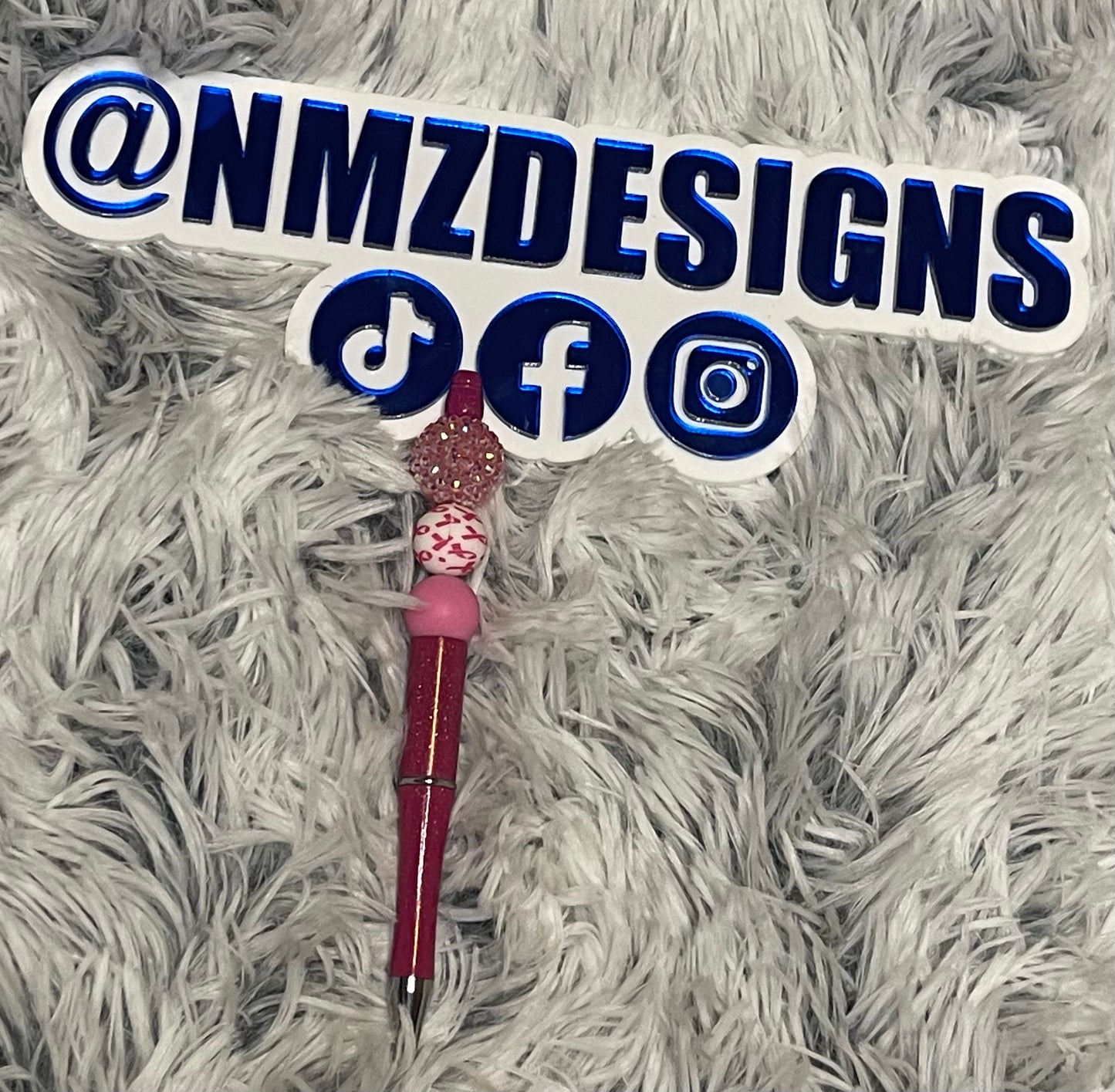 Custom beaded pens (Comes with a free refillable ink)